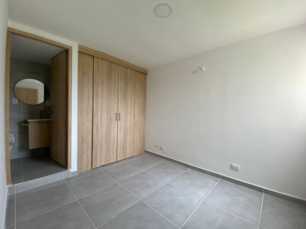 Apartamento En Venta - Bochalema, Cali