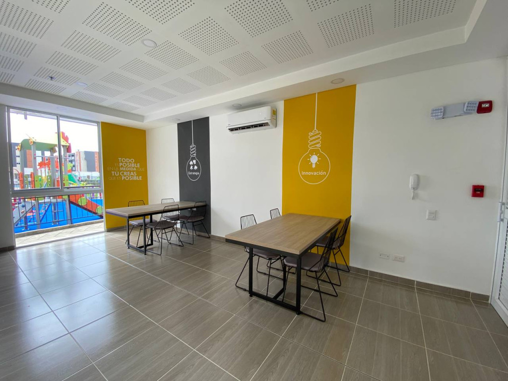 Apartamento En Venta - Bochalema, Cali