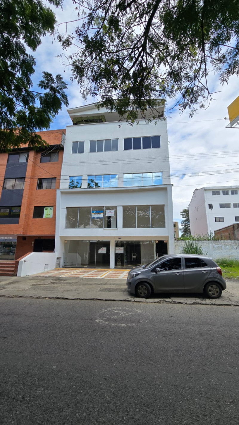 Edificio En Arriendo - Ciudad Jardín, Cali