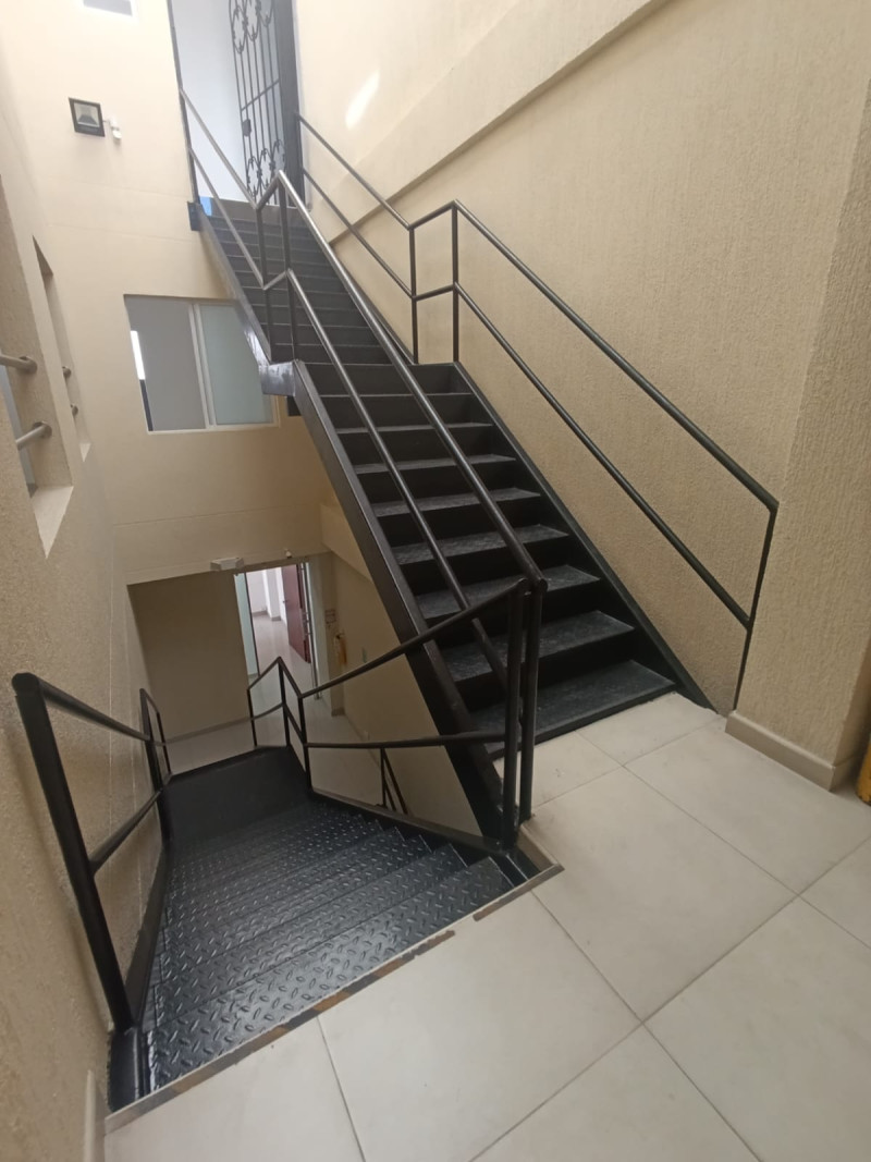 Edificio En Arriendo - Ciudad Jardín, Cali