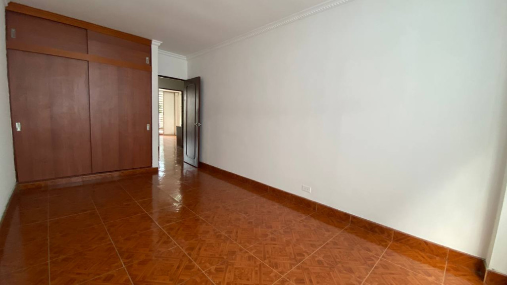 Casa En Venta - La Esmeralda, Cali