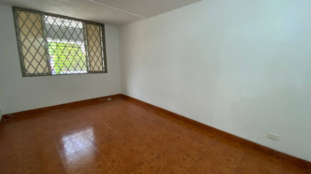 Casa En Venta - La Esmeralda, Cali