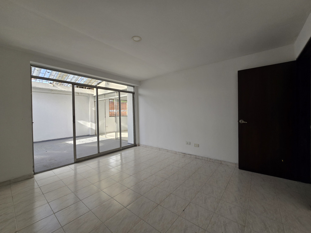 Casa En Venta - Prados Del Norte, Cali