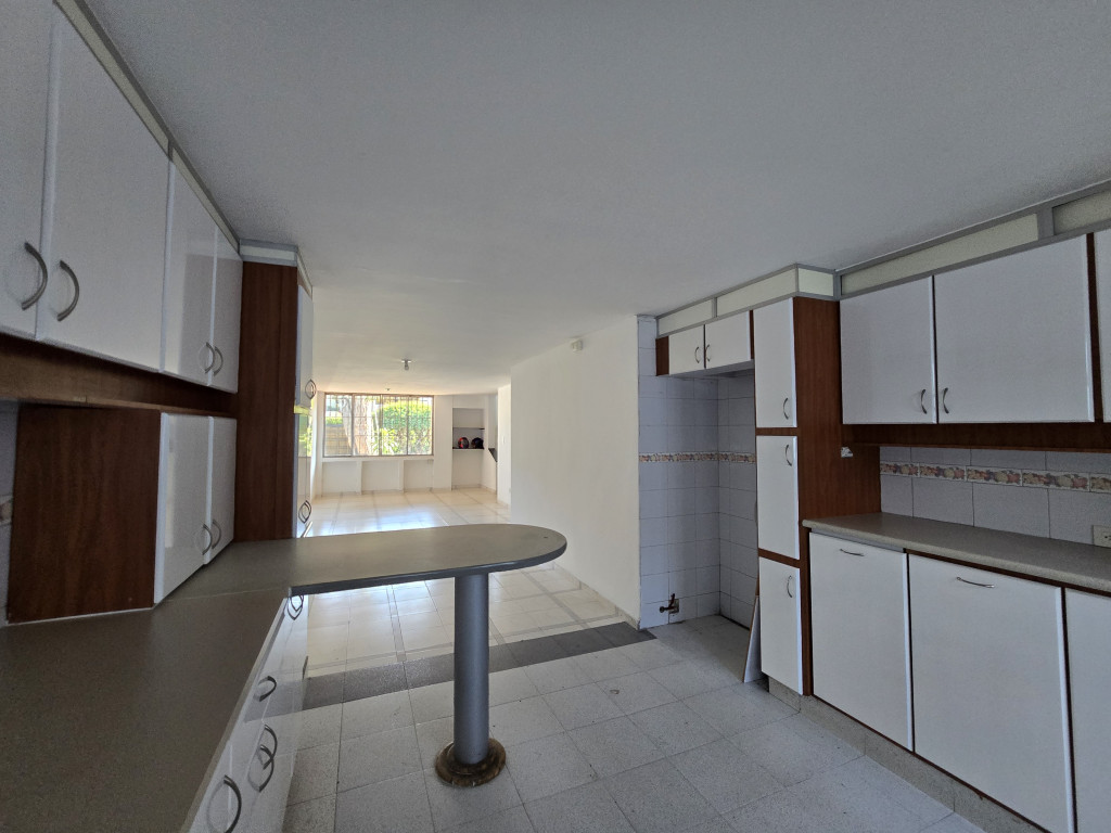 Casa En Venta - Prados Del Norte, Cali