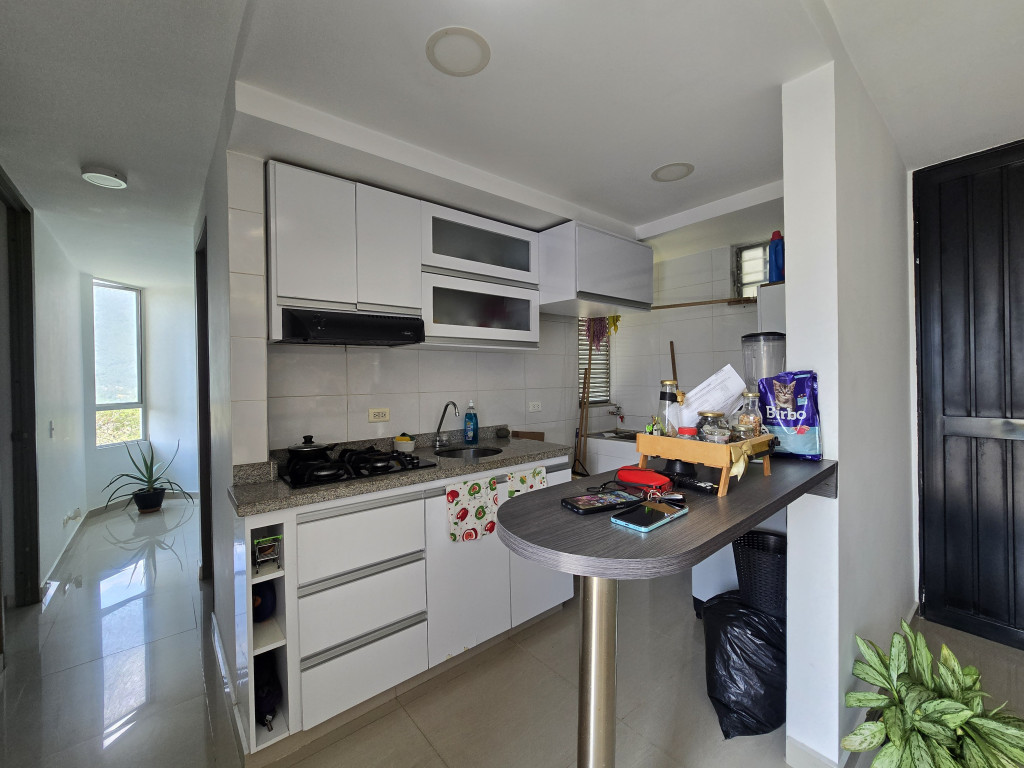 Apartamento En Venta - Aguacatal, Cali