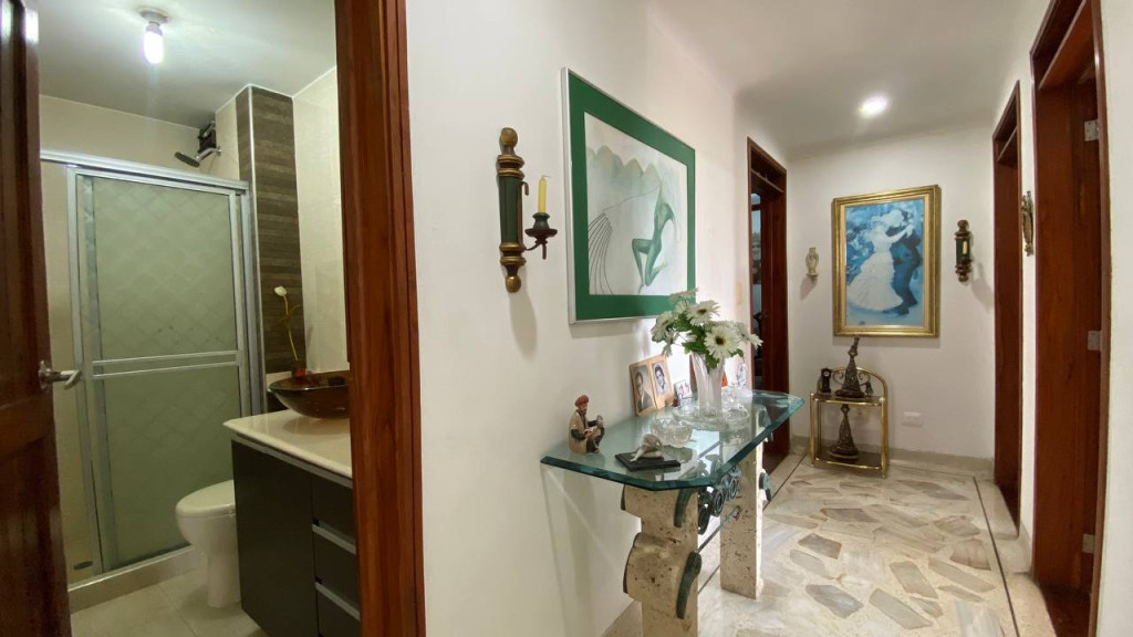Apartamento En Venta - El Ingenio, Cali