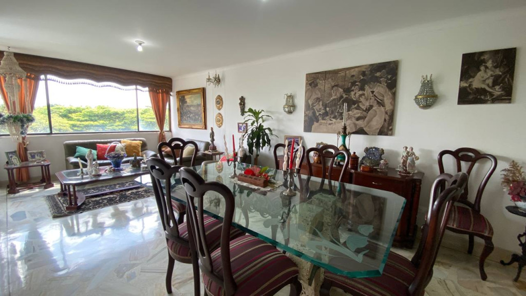 Apartamento En Venta - El Ingenio, Cali