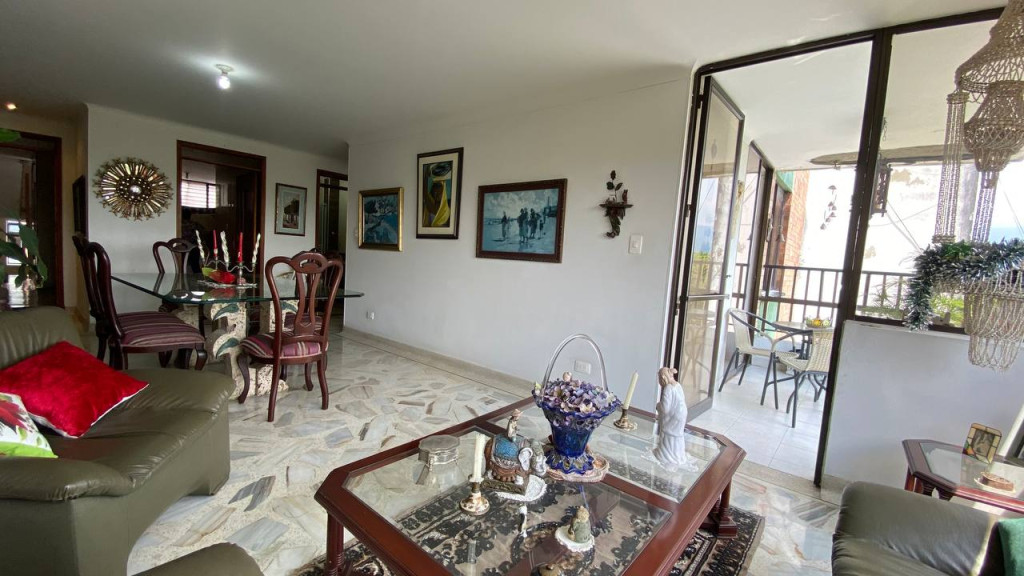 Apartamento En Venta - El Ingenio, Cali