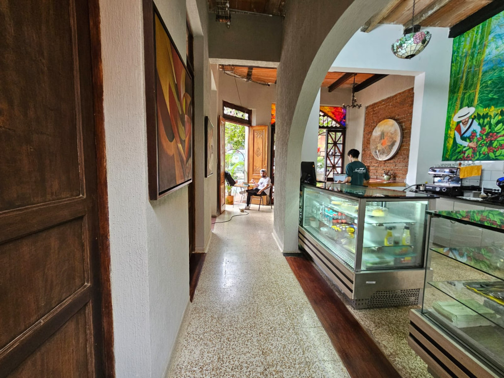 Local En Arriendo - Granada, Cali