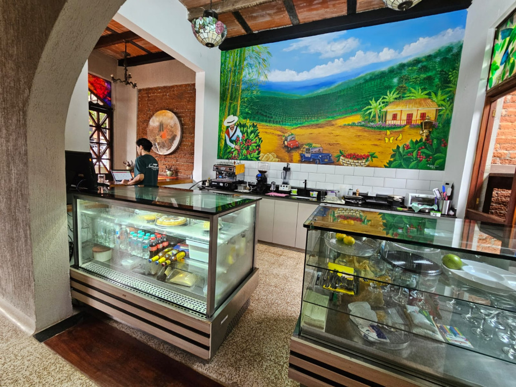 Local En Arriendo - Granada, Cali