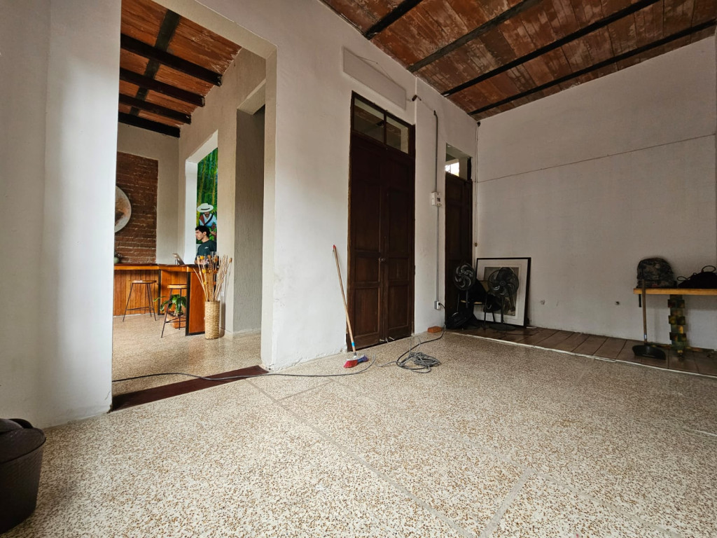 Local En Arriendo - Granada, Cali