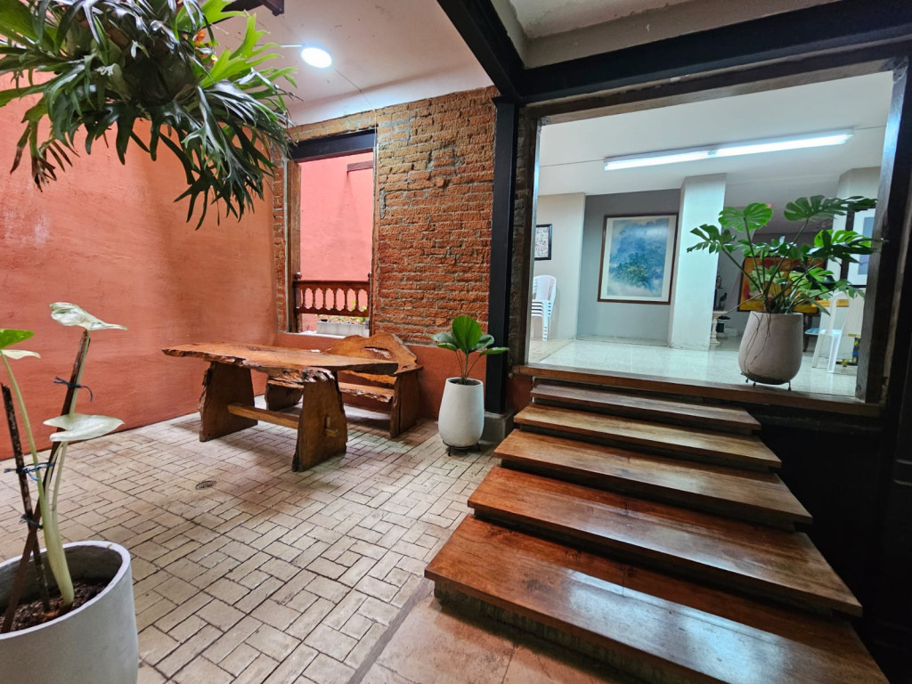 Local En Arriendo - Granada, Cali