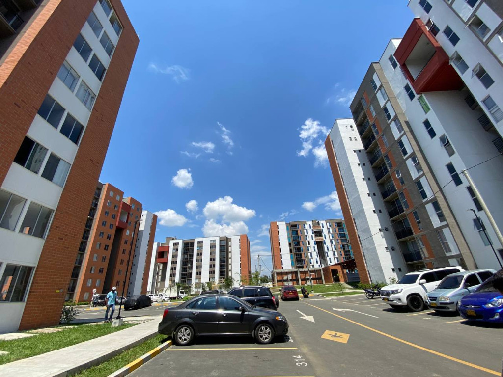 Apartamento En Venta - Ciudad Pacifica, Cali