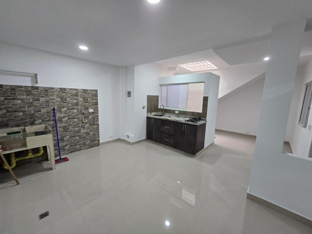 Apartamento En Arriendo - La Esmeralda, Cali