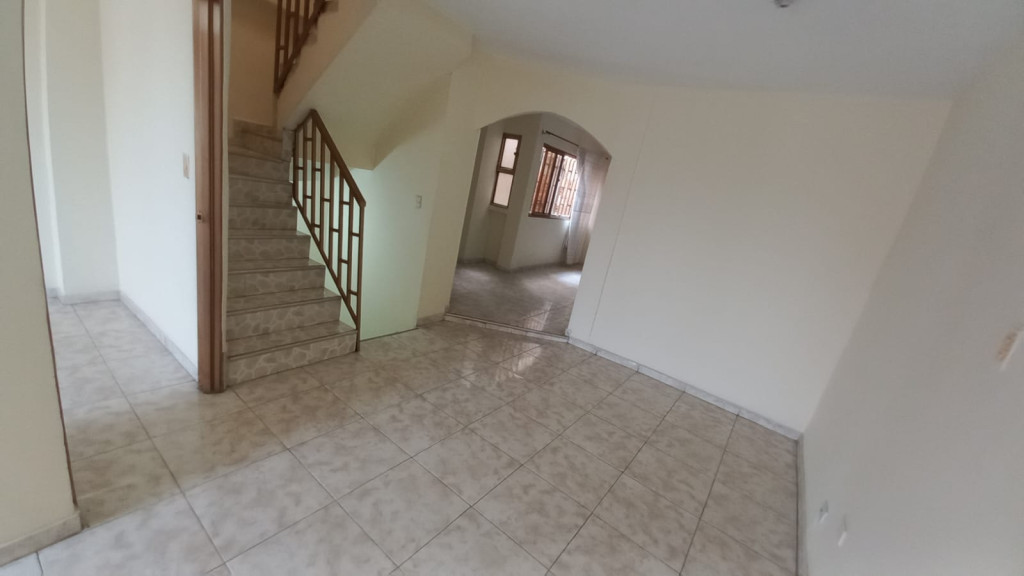Apartamento En Arriendo - Parque Residencial El Bosque, Cali
