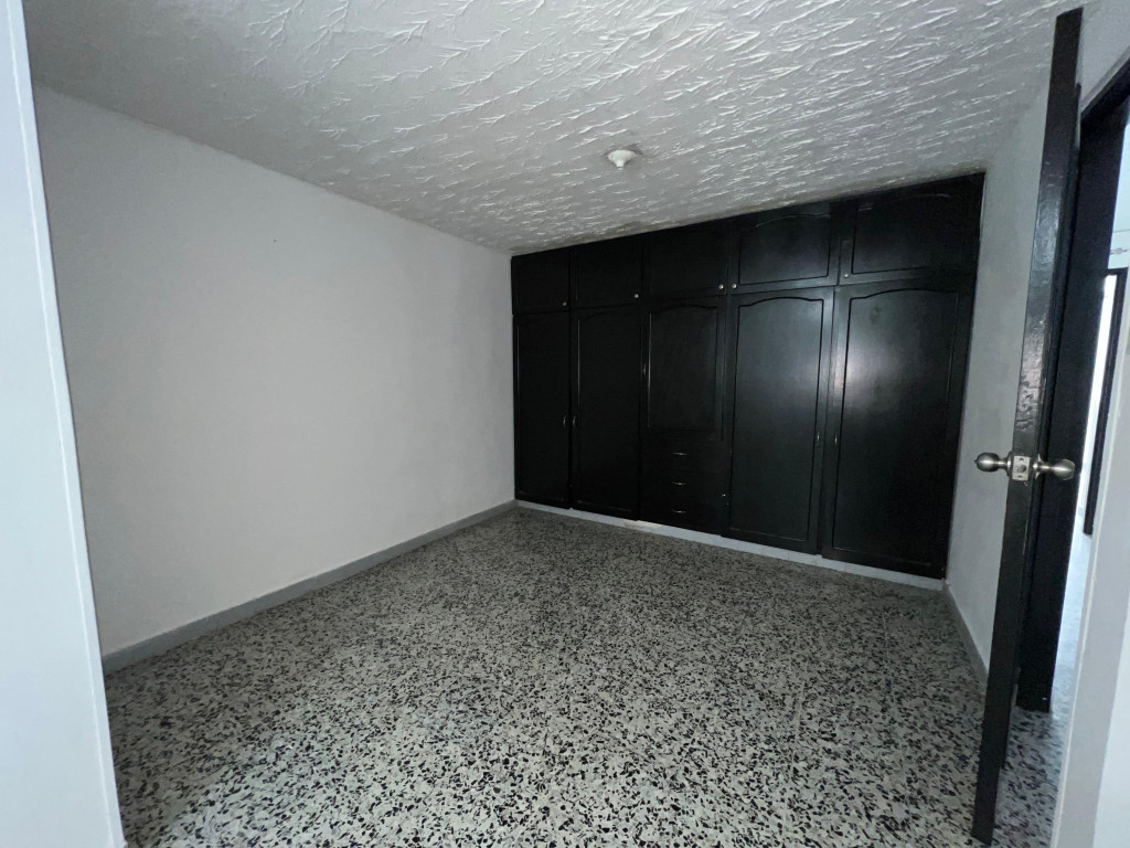 Apartamento En Venta - Cañaveralejo - Seguros Patria, Cali