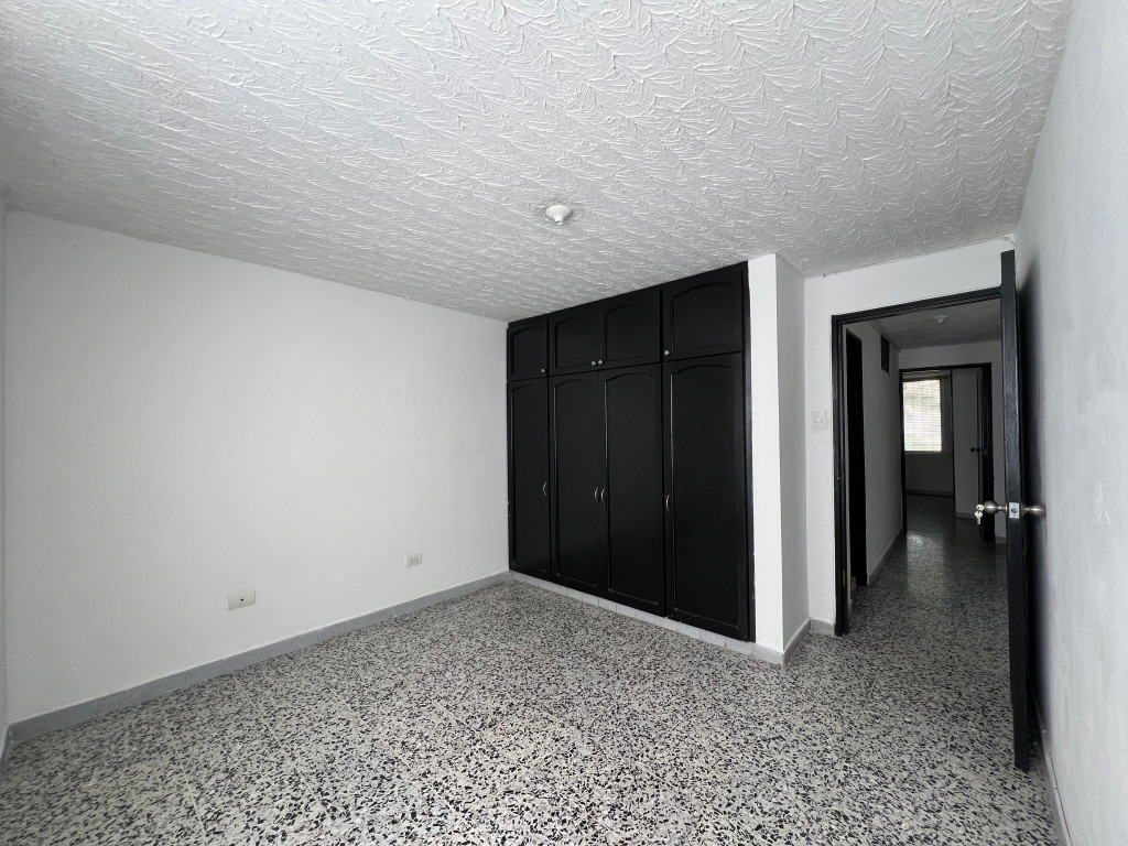 Apartamento En Venta - Cañaveralejo - Seguros Patria, Cali