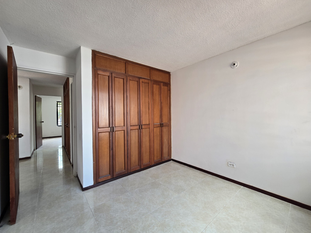 Casa En Venta - Urbanización San Joaquin, Cali