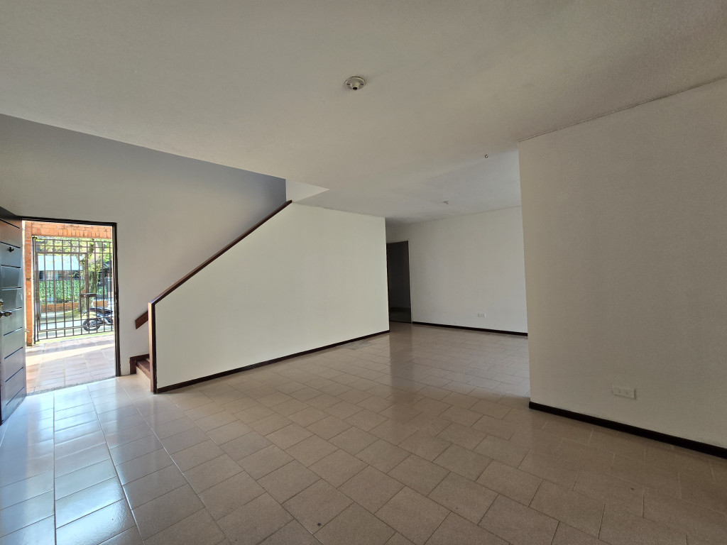 Casa En Venta - Urbanización San Joaquin, Cali