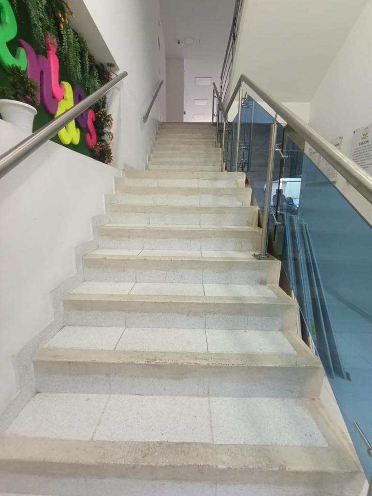 Edificio En Arriendo - Versalles, Cali