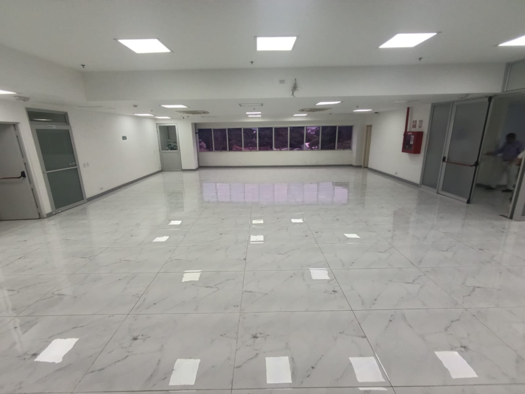 Edificio En Arriendo - Versalles, Cali