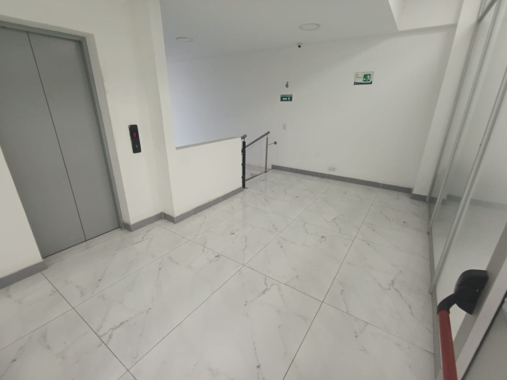 Edificio En Arriendo - Versalles, Cali