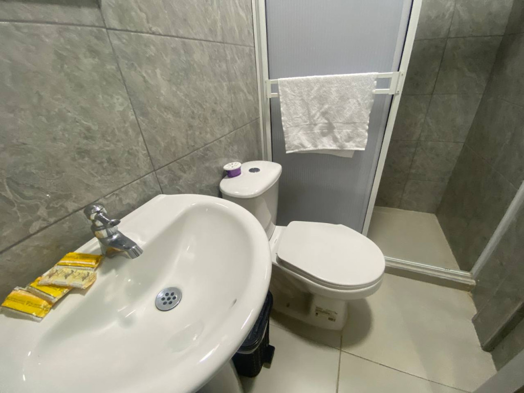 Hotel En Venta - Junín, Cali