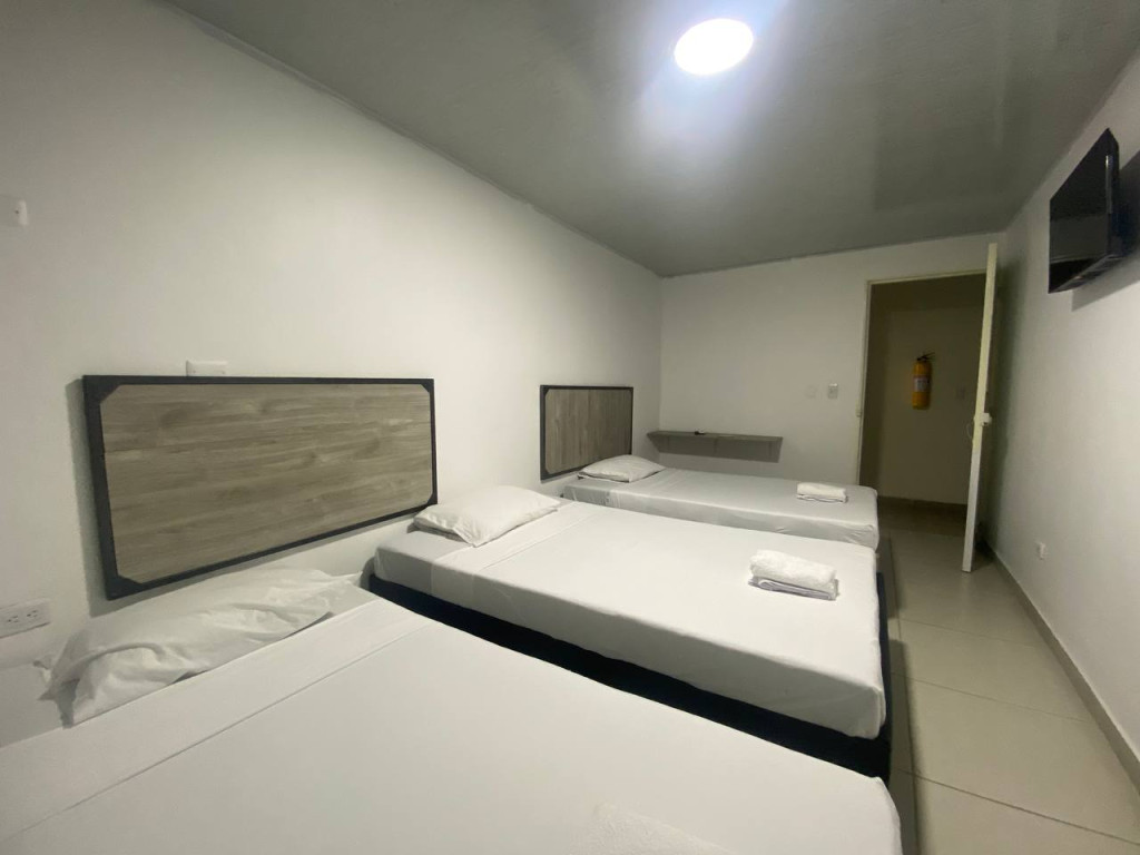 Hotel En Venta - Junín, Cali