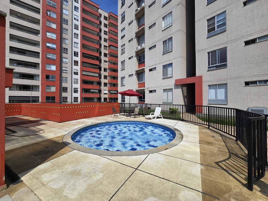 Apartamento En Venta - Urbanización La Flora, Cali