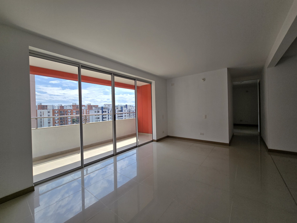 Apartamento En Venta - Urbanización La Flora, Cali