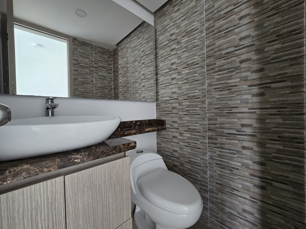 Apartamento En Venta - Cristales, Cali