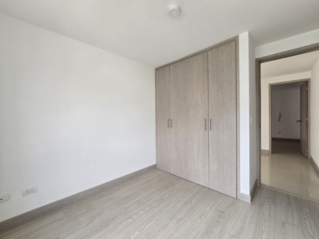 Apartamento En Venta - Cristales, Cali