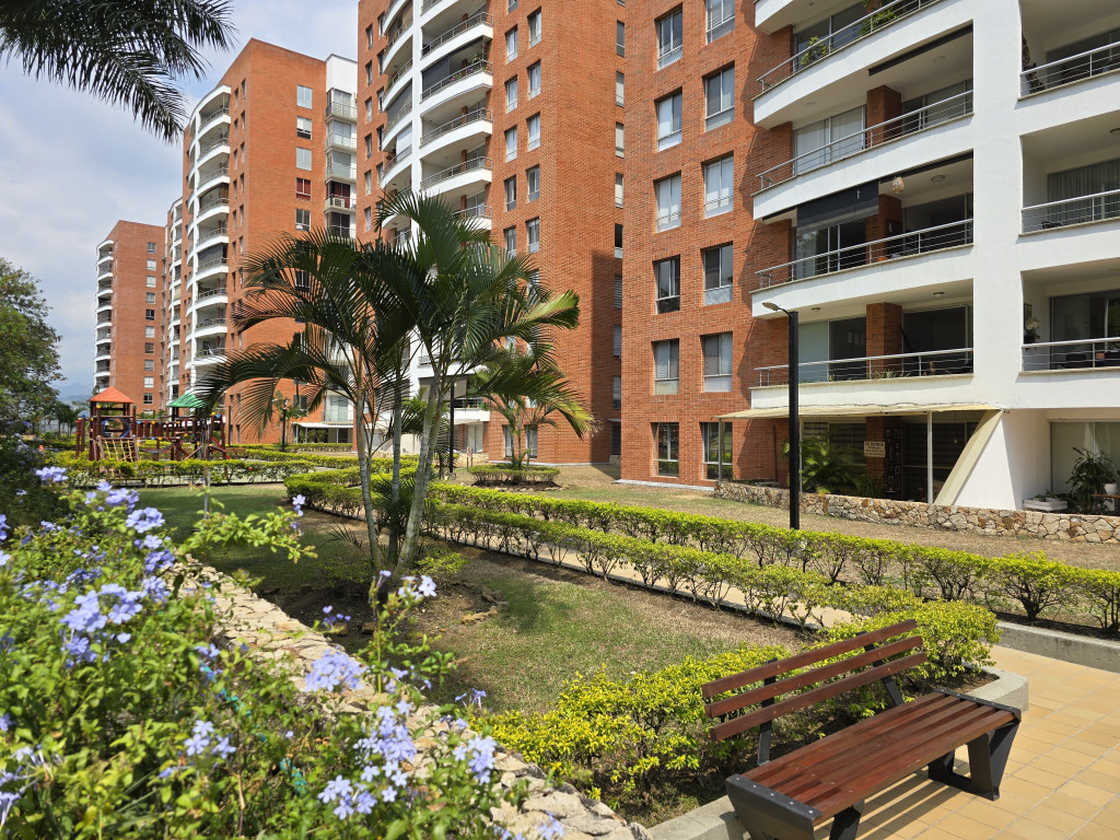 Apartamento En Venta - Cristales, Cali