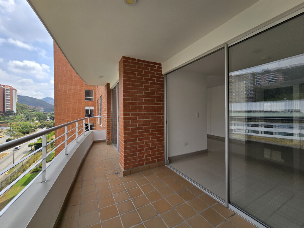 Apartamento En Venta - Cristales, Cali