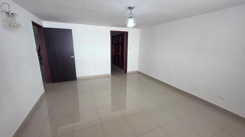 Casa En Arriendo - La Arboleda, Cali