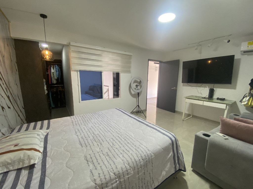Apartamento En Venta - Primero De Mayo, Cali