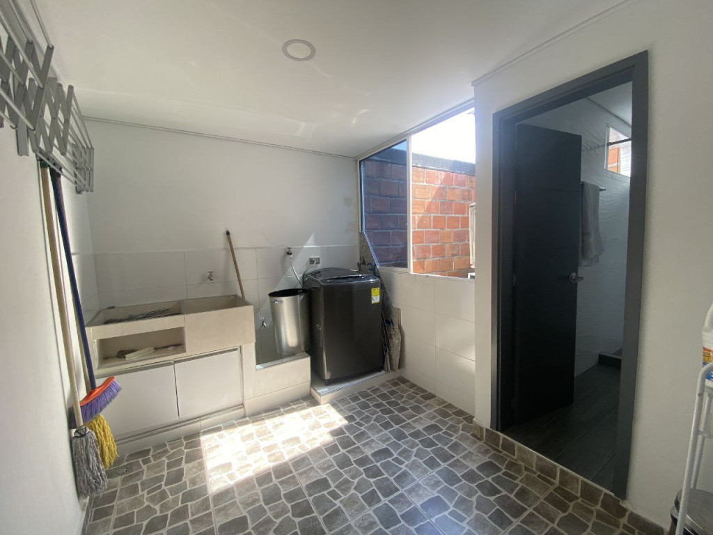 Apartamento En Venta - Primero De Mayo, Cali