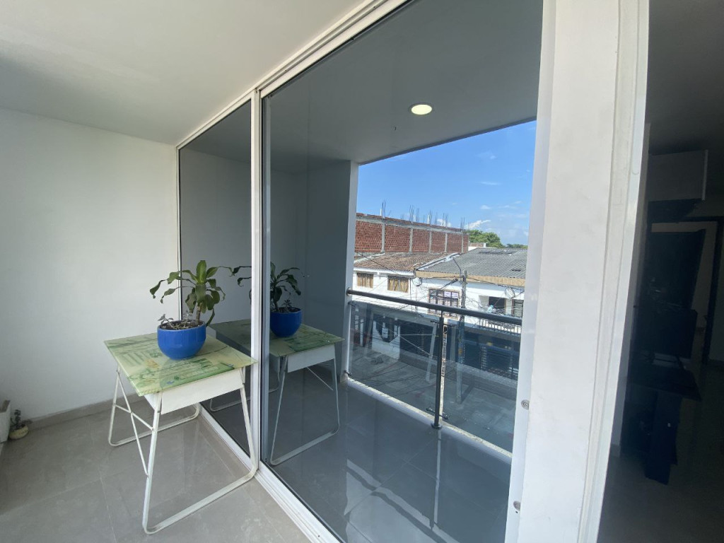 Apartamento En Venta - Primero De Mayo, Cali