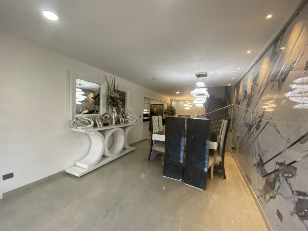 Apartamento En Venta - Primero De Mayo, Cali