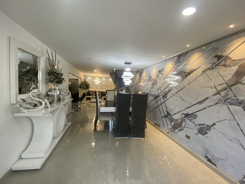 Apartamento En Venta - Primero De Mayo, Cali