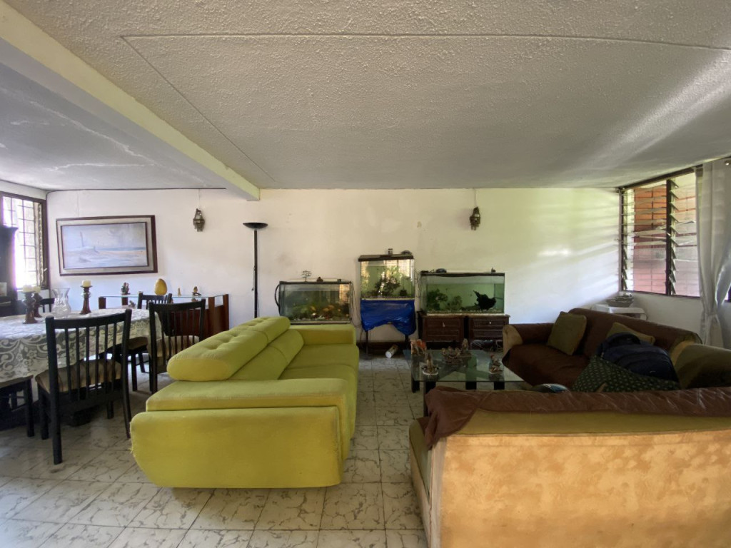 Casa En Venta - Urbanización La Flora, Cali