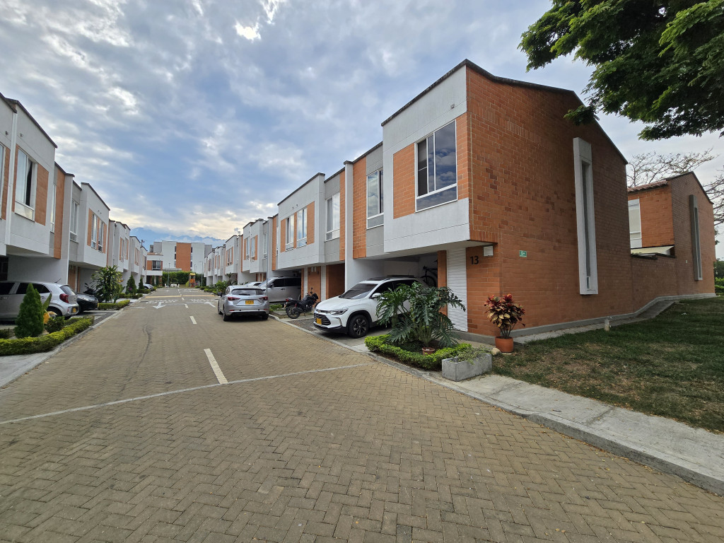 Casa En Venta - Siena - Ciudad Pacífica, Cali