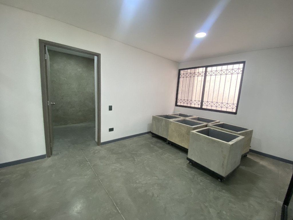 Apartamento En Venta - La Arboleda, Cali