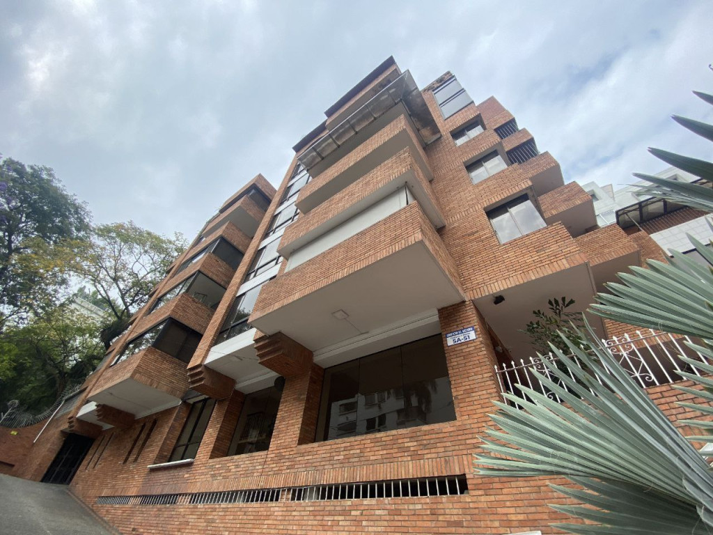 Apartamento En Venta - La Arboleda, Cali