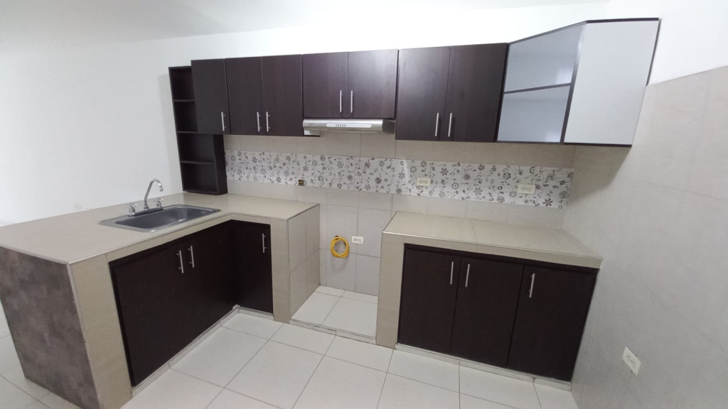 Casa En Arriendo - El Trébol, Cali