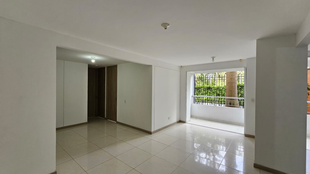 Apartamento En Arriendo - Valle Del Lili, Cali