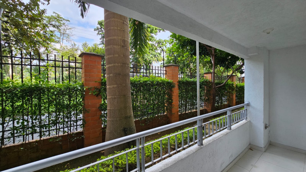 Apartamento En Arriendo - Valle Del Lili, Cali