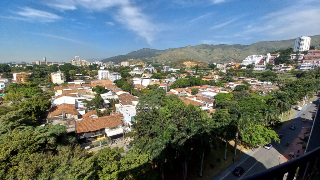 Apartaestudio En Arriendo - Urbanización La Flora, Cali