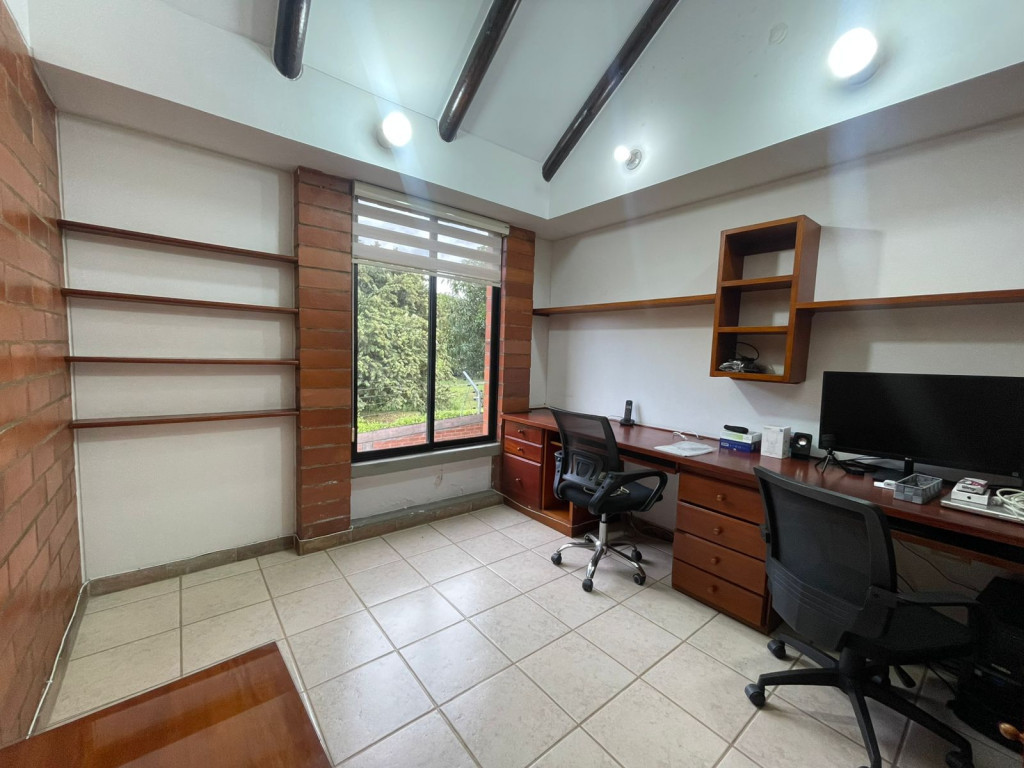 Casa En Arriendo - Ciudad Jardín, Cali