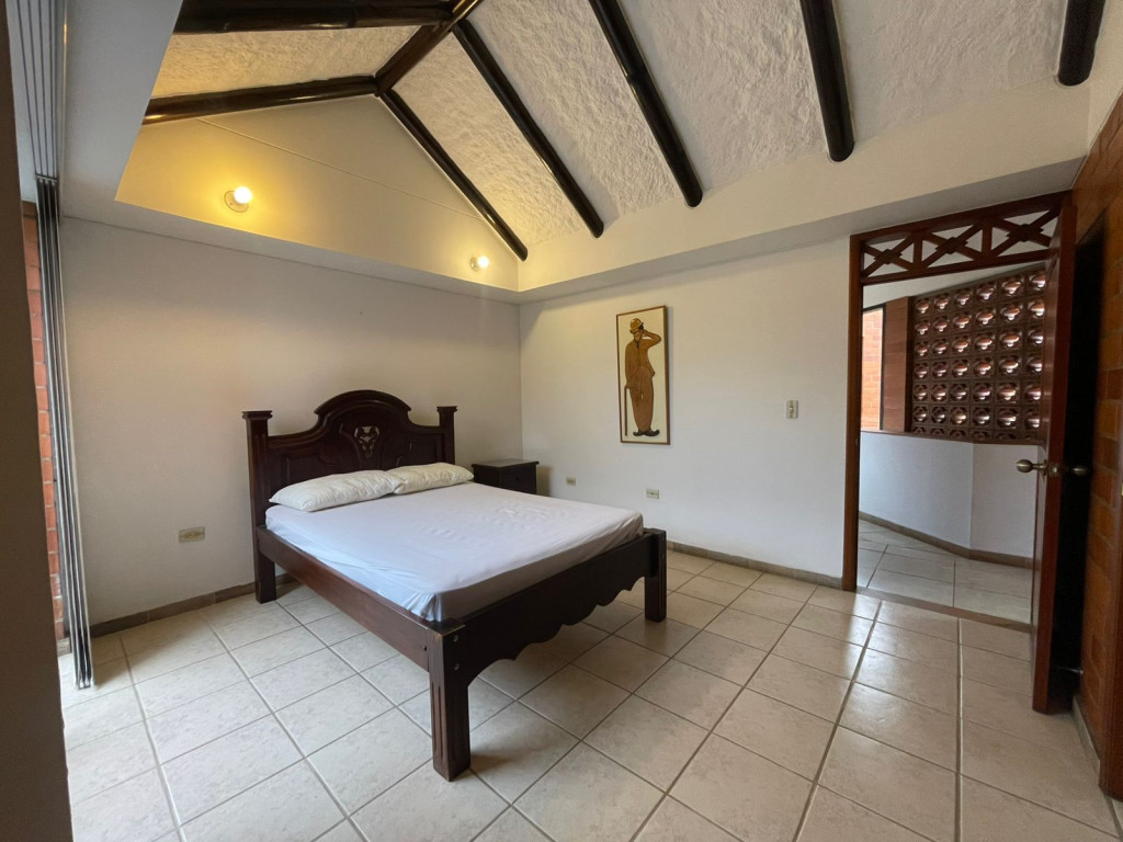 Casa En Arriendo - Ciudad Jardín, Cali